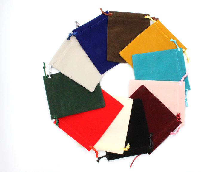 Мешочки замшевые № 1-1